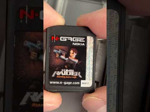 Playing Tomb Raider on Nokia N-GAGE QD #nokia