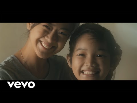 juan karlos - Sampaguita (Official Music Video) ft. Gloc-9