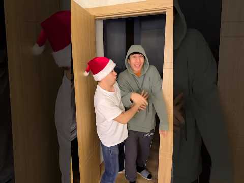 Hi 👋😂