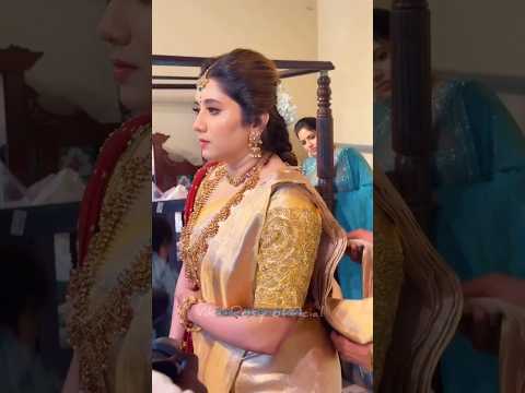 🤍பட்டு சேலையிலே நிலவைத் தொட்டுப் பார்க்கின்றேன்✨#priyanka #vijaytelevision #trending #yt  #wedding