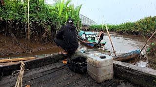 Gacor banget mancing saat hujan, strike bertubi-tubi, udangnya pada lapar..