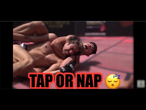 WOULD YOU TAP OR TAKE A NAP ? #fight #mma #bjj