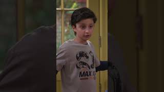 Regresso dos Feiticeiros de Waverly Place | O Teu Adorável Irmão Mais Novo…