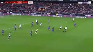 اول هدف للساحر البرازيلي كوتينهو مع برشلونة _ هدف رائع