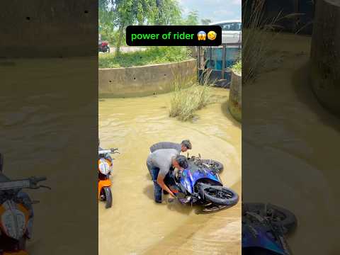 R15 ka halat dekho๐ฑ๐คฃ#rider #ytshorts #motovlog #kawasaki10r