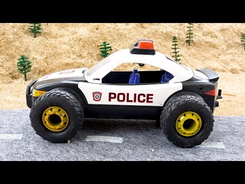 Falling police car wheels rescue by tow tractor | BIBO TOYS