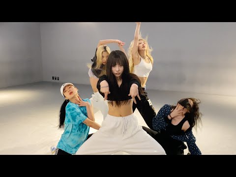 WANT 소개 영상 살포시 공개😘