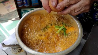 평범한 동네 슈퍼 할머니의 라면에 손님들이 열광하는 이유 Korean street food
