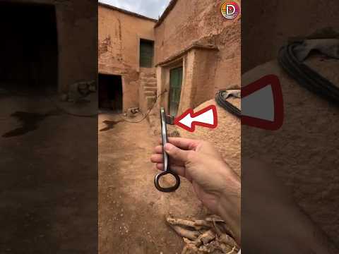 This 🔑 Key Open door of a old Village House | But who live here 😱🫡 #shorts #respect #ytshorts