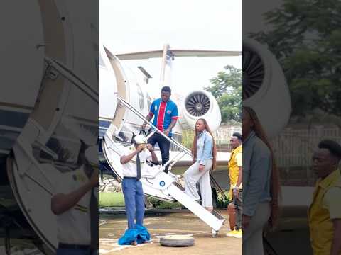 OMG: THIS PILOT AGAIN?😂 #pilot  #youtubeshorts #funny #explore #comedy #viralvideo