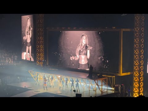 Tate McRae - It's Ok I'm Ok (Miss Possessive Tour Boston Night 2) August 27, 2025