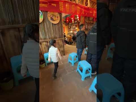 All Employs Shows Respect When Owner Enters The Hotel