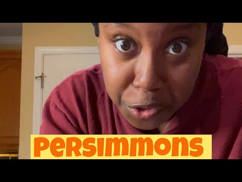 Trying persimmons for the first time… 🤔