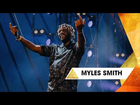 Myles Smith - Stargazing (Glastonbury 2025)
