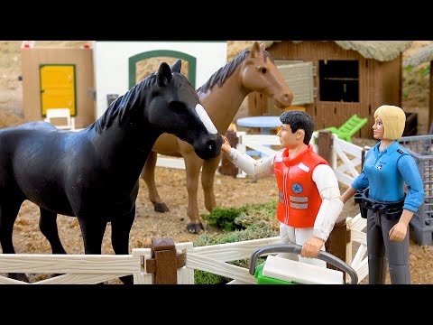 História engraçada de carro de polícia transportando animais | carro de brinquedo infantil