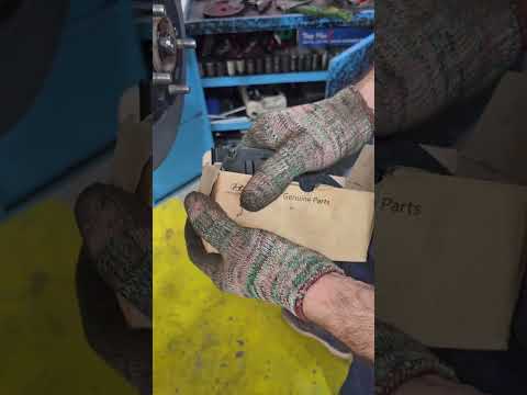 hyundai azera front brake pads noise fixed guide #carmaintenance