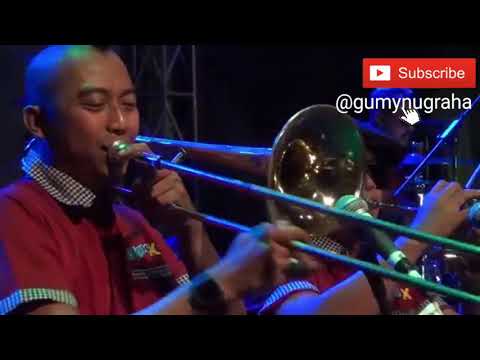 Konser Tipe X - Genit
