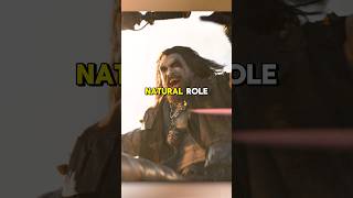 NEW LOOK AT JASON MOMOA AS LOBO IN SUPERGIRL! 🤯