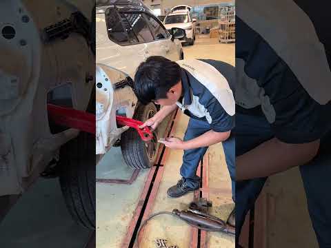 “Heavy Crash Fix – Blackhawk Hydraulic Power!”पीछे से जबरदस्त हिट, ब्लैकहॉक ने ठीक किया!” #carrepair
