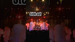 Ich freu mich auf die Sommer Open Airs und die Arena Tour…wenn wir wieder aufstehen und tanzen 🤍