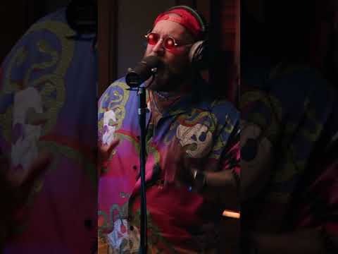 I got walls up that nobody sees 🎶: Evergreen #love #acoustic #teddyswims #evergreen