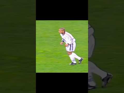 Roberto Carlos freekicks🔥