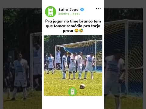 SÓ MALUCO PODE JOGAR! 🤣😂 #brasil #futebol #shorts