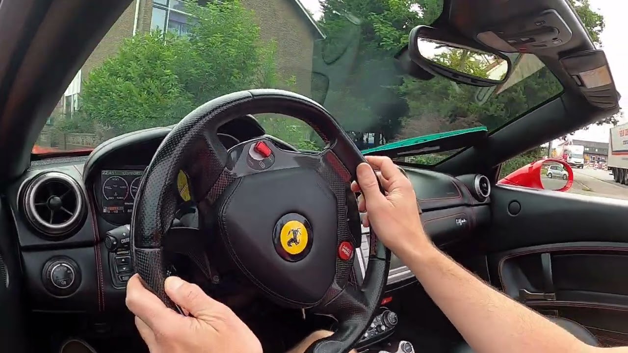 Anteprima video del Ferrari California 30 (2013)