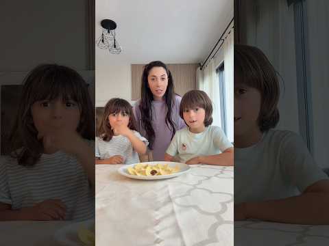 مين ربح؟😄 #youtubeshorts #familycomedy #familychallenge