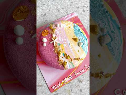TIM DADAKAN!! #mirrorglazecake #entremetcake #mirrorglaze #kueultah #entremet #cakedecorating
