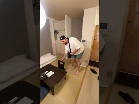 قررت أعيش في بيت ياباني .. البيت مش علي مقاسي😂