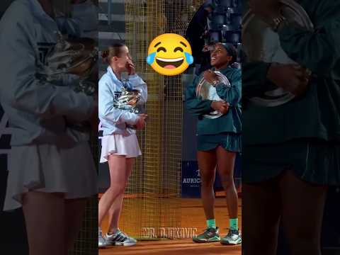 😂🏆 Svitolina & Gauff LAUGH on Trophy Ceremony