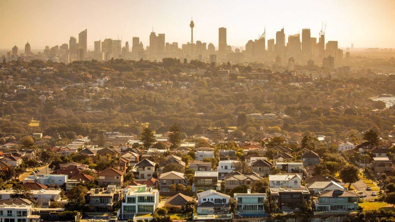 Beyond a joke’: Average income to afford Sydney housing sits around 6,000
