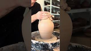 Делаем из глины классический молочник👍 Making a classic milk jug from clay✌️