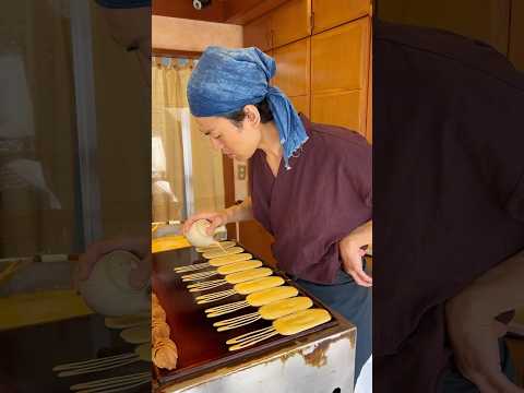 うさみみみたいでかわいい!金沢で創業78年 老舗和菓子屋さんの銘菓こもかぶり!金沢にある板屋の金沢銘菓こもかぶり(335円)は優しいあまさでおいしかった。#japanesefood