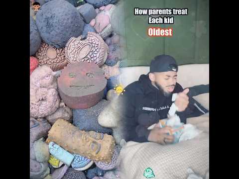 How parents treat each kid…😭💀 #comedy #viral