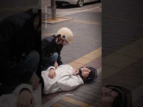 😱😭पतंग के डोर से हआ गाड़ी का हादसा🥵~New Korean Love Story Hindi ~ #bts #tiktok #funnydrama#shorts