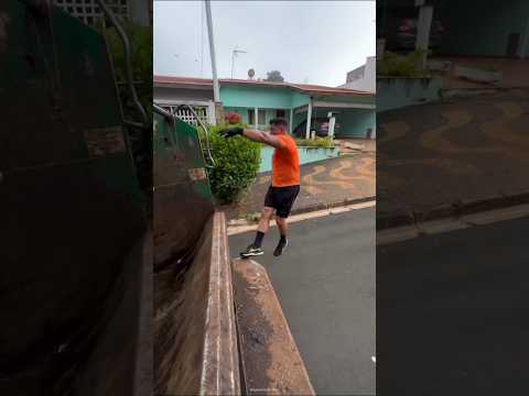 People Who Collect Garbage In Brazil Are So Strong #shorts