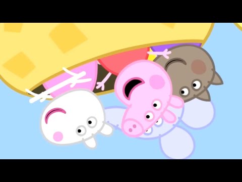 Peppa goes UPSIDE DOWN on a Rollercoaster! 🎢 🐽 Peppa Pig Asia