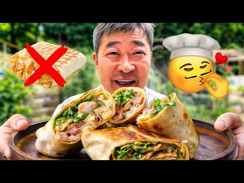 Il Prépare Des Tacos Coréens (imitation kebab)