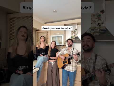Bu şarkıyı hatırlayan kaç kişiyiz ?? Yorumlara bekliyoruz #poprika #cover #keşfet #music