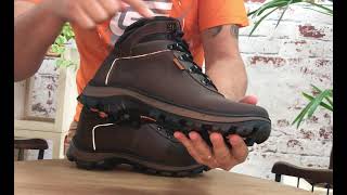 Vídeo adicional 2 do item Bota Masculina Cano Médio Couro Marrom Castor Barcelona Design | Bull Walk