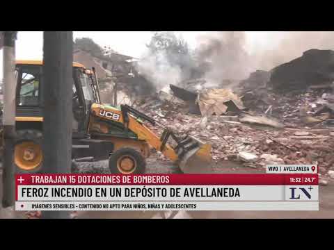 Incendio en Avellaneda: bomberos llevan más de 12 horas combatiendo el fuego