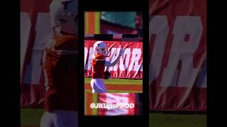 QB is seeing ghost #collegefootball #texaslonghorns #dbs