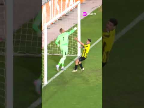 O LANCE MAIS MALUCO DESSA CHAMPIONS! RECUO, GOLEIRO SOCANDO A BOLA E RECLAMAÇÃO DE PÊNALTI #shorts
