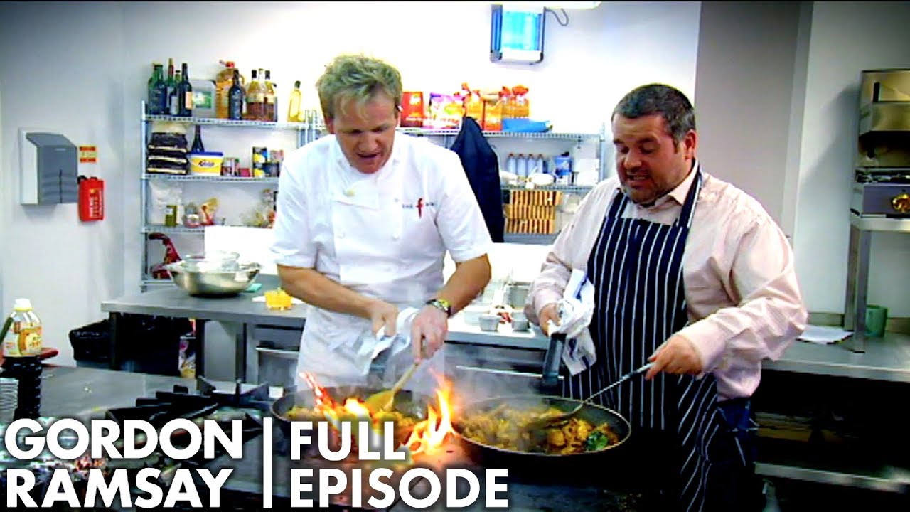 Gordon Ramsay Demonstrates How To Cook A Curry In Under 20 Minutes The F Word