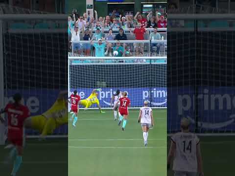 ๐ฃ๏ธ LORENAAA ๐งฑ KC'S BRICK WALL MAKES THE PK SAVE! #nwsl