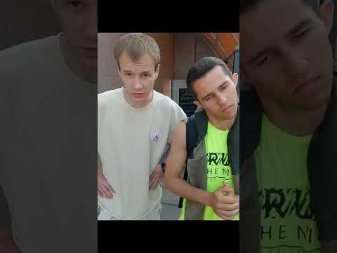 ИСТОРИЯ ЛЮБВИ БОМЖЕЙ - напали гопники - #shorts от Дениса Бубнова - Корявый VLOG
