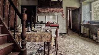 ABANDONED HOUSE Frozen In Time! 100 Year Old Time Capsule Hidden In The Countryside!