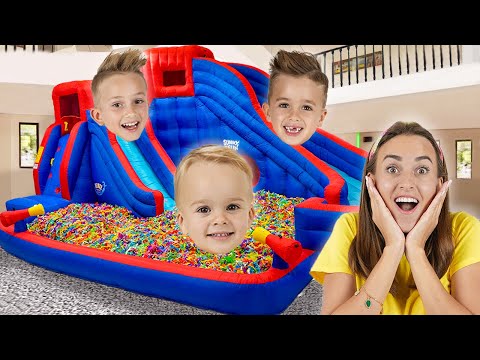 ¡Chris juega con amigos y convierte la casa en un parque de trampolines!